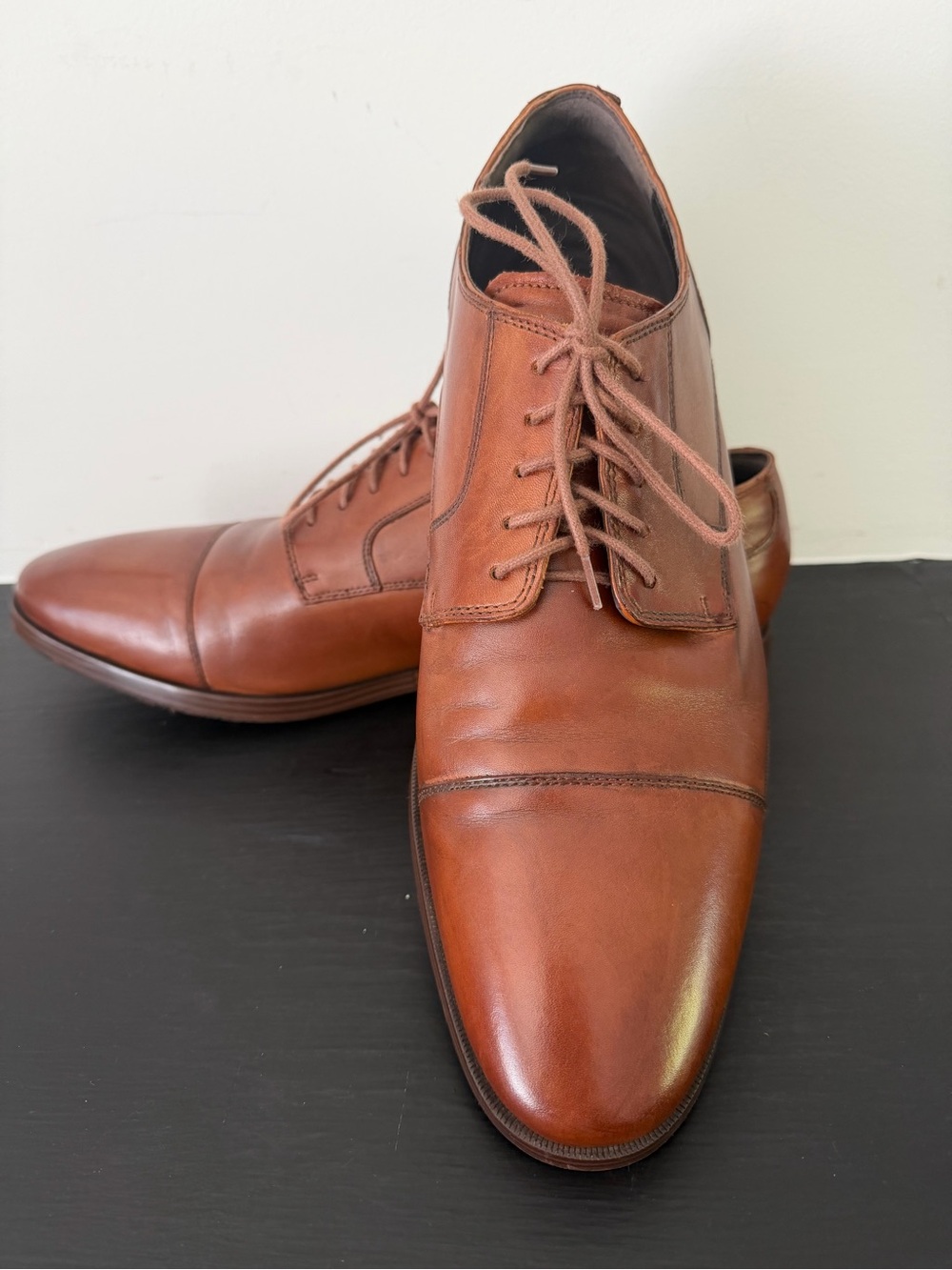 Cole Haan Grand Zero Cap-Toe Dress Oxford’s. Size 12M. Near New Condition.